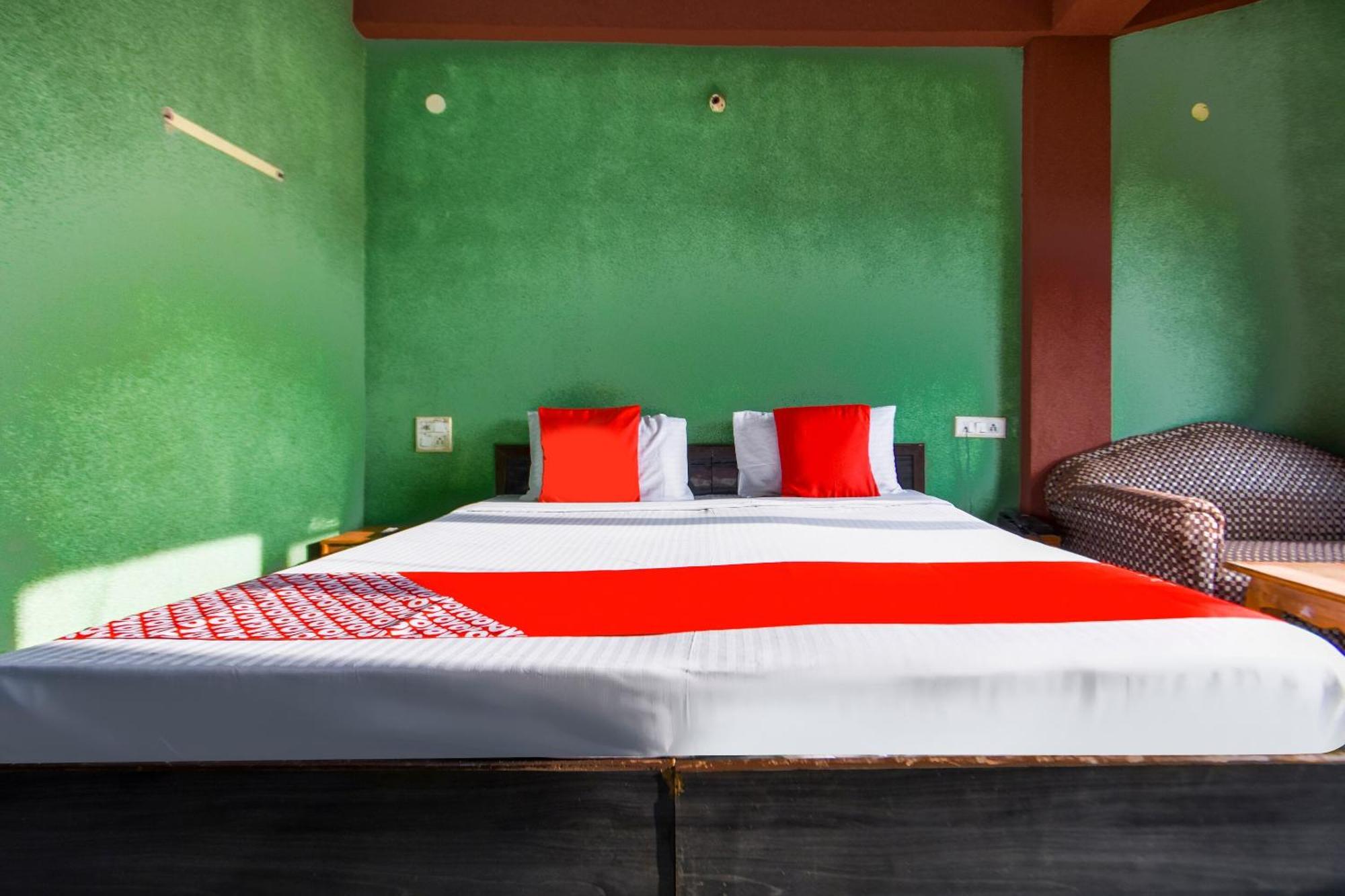 Oyo Flagship Vibes Hotel Nālāgarh Zewnętrze zdjęcie